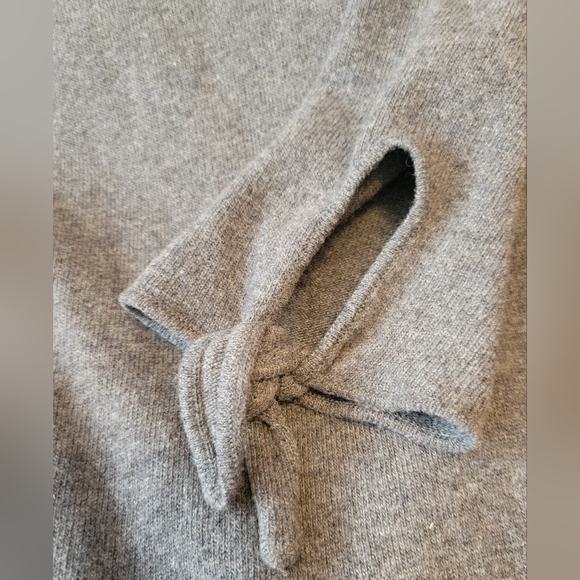 Banana Republic gray sweater dress - Picture 5 of 6